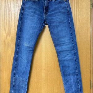 Levi's Classic Indigo Straight Jeans